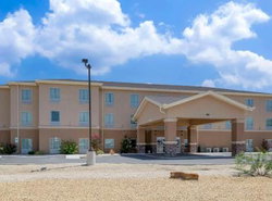Quality Inn & Suites Carlsbad Caverns Area