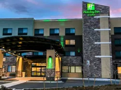 Holiday Inn & Suites Denver Tech Center-Centennial, an IHG Hotel