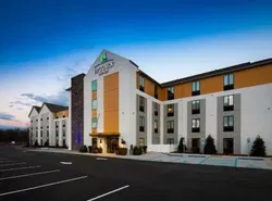 Uptown Suites Extended Stay Denver CO - Centennial