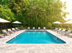 Greyfinch Chatham Inn