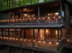 Secluded Sunrise Ridge-10 Min From Blue Ridge, King Beds, Hot Tub, 2 Porches, Fireplace Wood Burning, Mountain View, Cozy