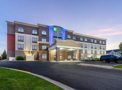 Holiday Inn Express Hotel & Suites Cheyenne, an IHG Hotel