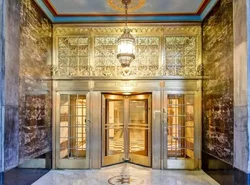 Hampton Inn and Suites Cincinnati - Downtown