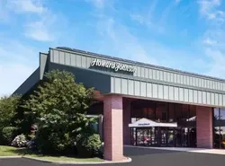 Howard Johnson by Wyndham Evansville East