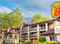 Super 8 by Wyndham Downtown Gatlinburg at Convention Center