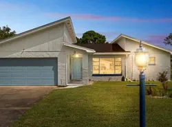 The Lake Home - PET FRIENDLY! A Beautiful Oasis In The Heart Of Florida! home