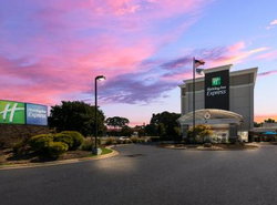 Holiday Inn Express Hotels- Hampton, an IHG Hotel