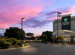 Holiday Inn Express Hotels- Hampton, an IHG Hotel