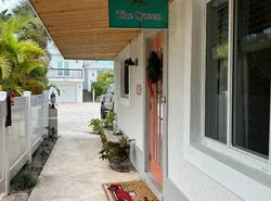 An Island Getaway at Palm Tree Villas