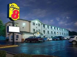 Super 8 by Wyndham Hot Springs