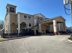 Super 8 by Wyndham Intercontinental Houston TX