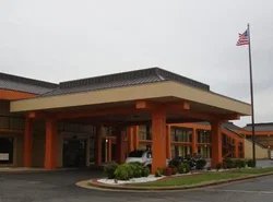 Econo Lodge Inn and Suites - Jackson