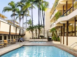 Pacific Edge Hotel on Laguna Beach