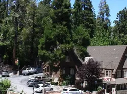 Saddleback Inn at Lake Arrowhead