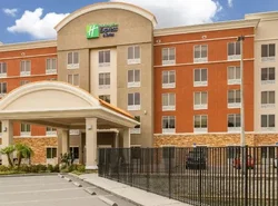 Holiday Inn Express Hotel & Suites Largo-Clearwater, an IHG Hotel