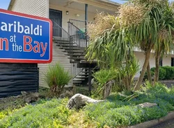 Garibaldi Inn at the Bay