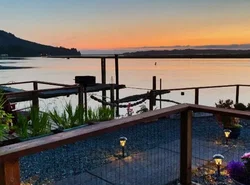 Wheeler on the Bay Lodge and Marina