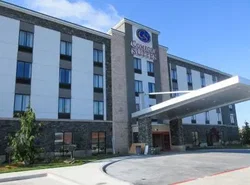 Comfort Suites Meridian and I-40
