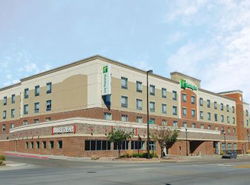 Holiday Inn Omaha Downtown - Waterpark, an IHG Hotel