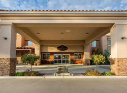 The Oaks Hotel & Suites