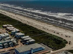 Seaside Boutique Hotel, Waves At Your Doorstep