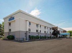 Baymont by Wyndham Detroit Airport/Romulus