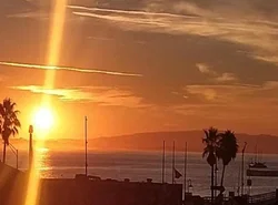 Howard Johnson by Wyndham Santa Cruz Beach Boardwalk