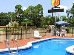 Super 8 by Wyndham Shreveport