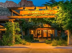 Driftwood Lodge