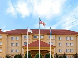La Quinta by Wyndham Stillwater -University Area