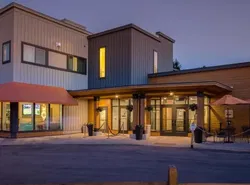 Sun & Ski Inn and Suites