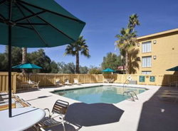 La Quinta Inn by Wyndham Phoenix Sky Harbor Airport