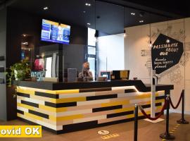 Sleep Well Youth Hostel USA Accommodation