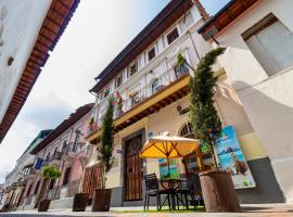 Friends Hotel & Rooftop - Historic Center & Museums USA Accommodation