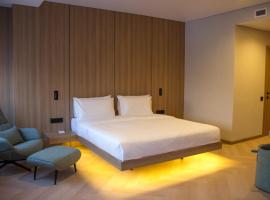 Resident Hotel Abay USA Accommodation