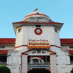 Bogyoke Aung San Market, Yangon USA Accommodation