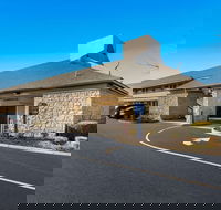 Rodeway Inn - Students Accommodation