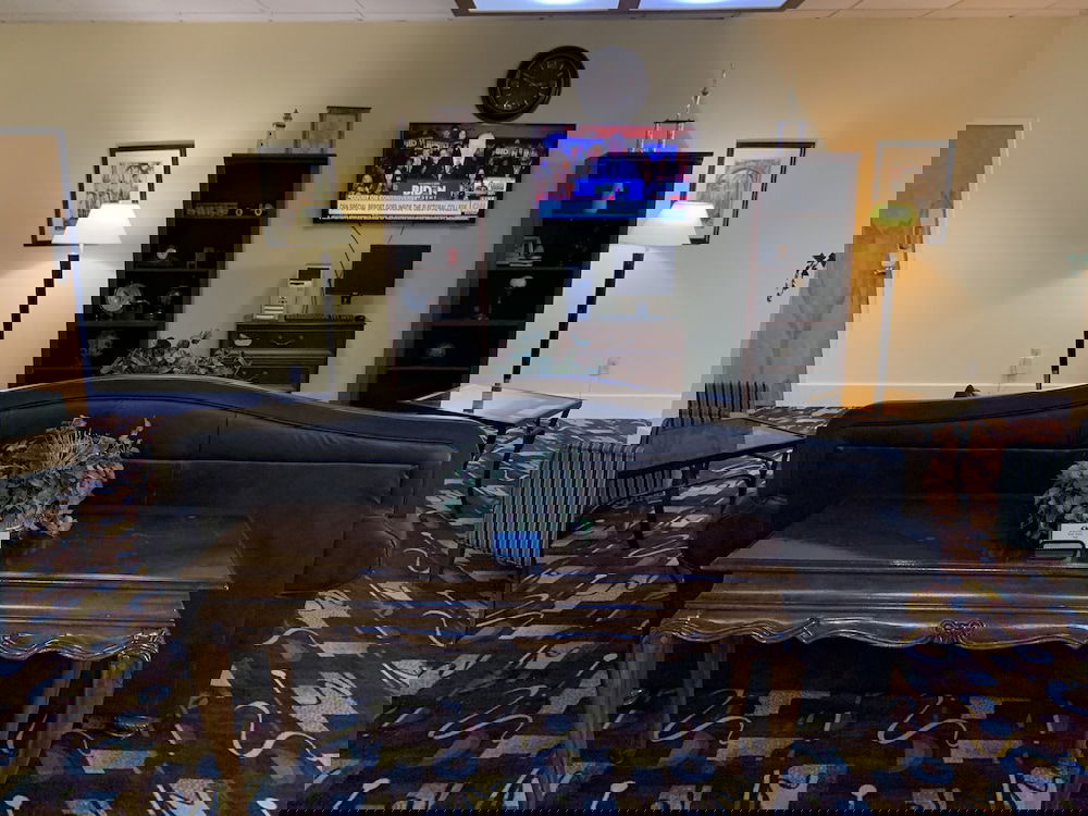 Americas Best Value Inn Forest - thumb 6