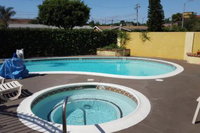 Americas Best Value Astoria Inn  Suites