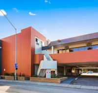 Golden Lion Hotel - Tourism Bookings