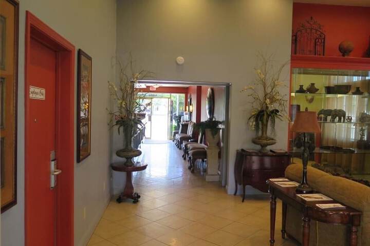 Bonanza Inn & Suites - thumb 7