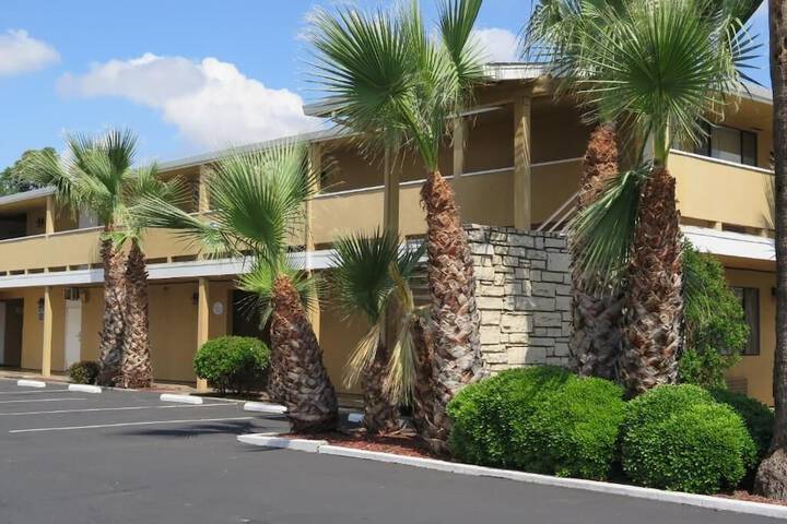 Bonanza Inn & Suites - thumb 3