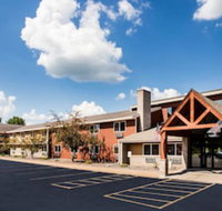 AmericInn by Wyndham Menomonie - Tourism Bookings
