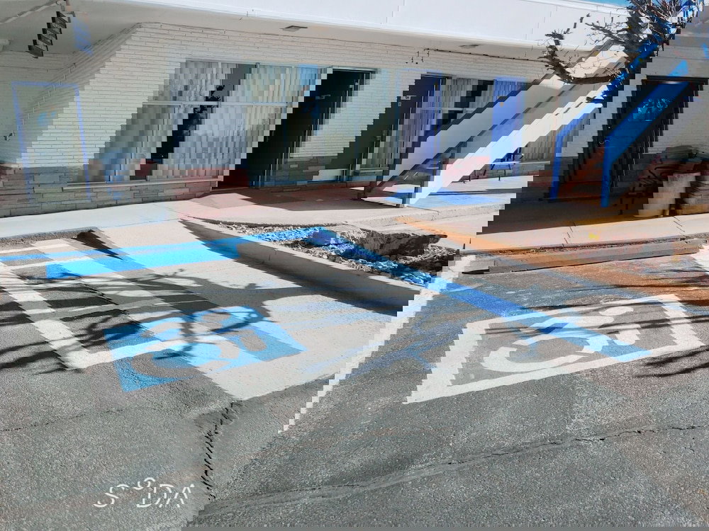 Motel 6 Canon City, CO - thumb 1