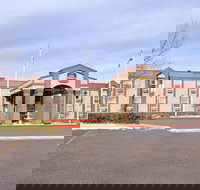 Best Western Executive Inn  Suites - Tourism Bookings