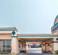 Days Inn by Wyndham South Fort Worth - USA Accommodation