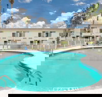 Days Inn by Wyndham Alice - Tourism Bookings