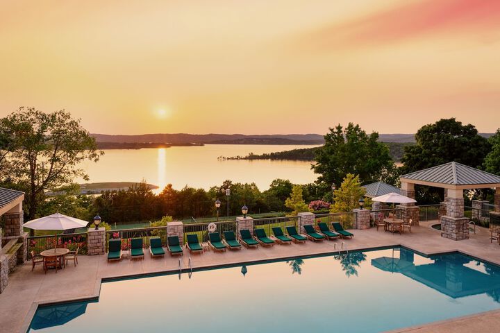 Chateau On The Lake Resort Spa And Convention Center - thumb 6