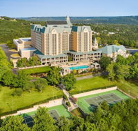 Chateau On The Lake Resort Spa and Convention Center - Tourism Bookings
