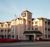 Howard Johnson by Wyndham Salinas - Tourism Bookings